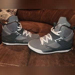 Nike Air Jordan Flight size 6 youth